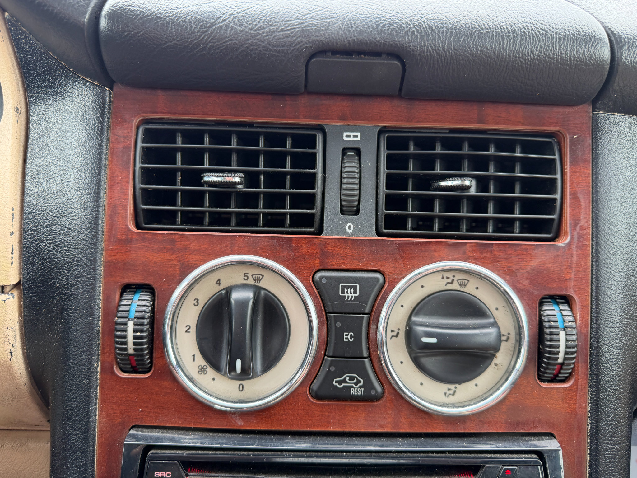 Used 2001 Mercedes-Benz SLK 320 image 34