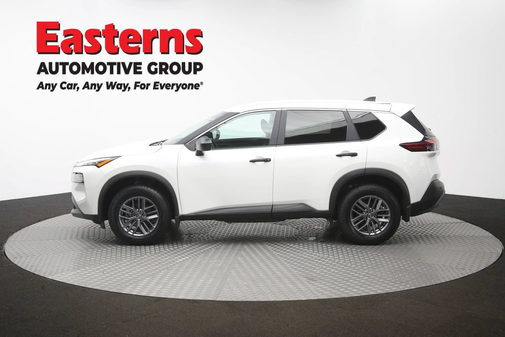 Used 2023 Nissan Rogue S AWD/4WD image 60