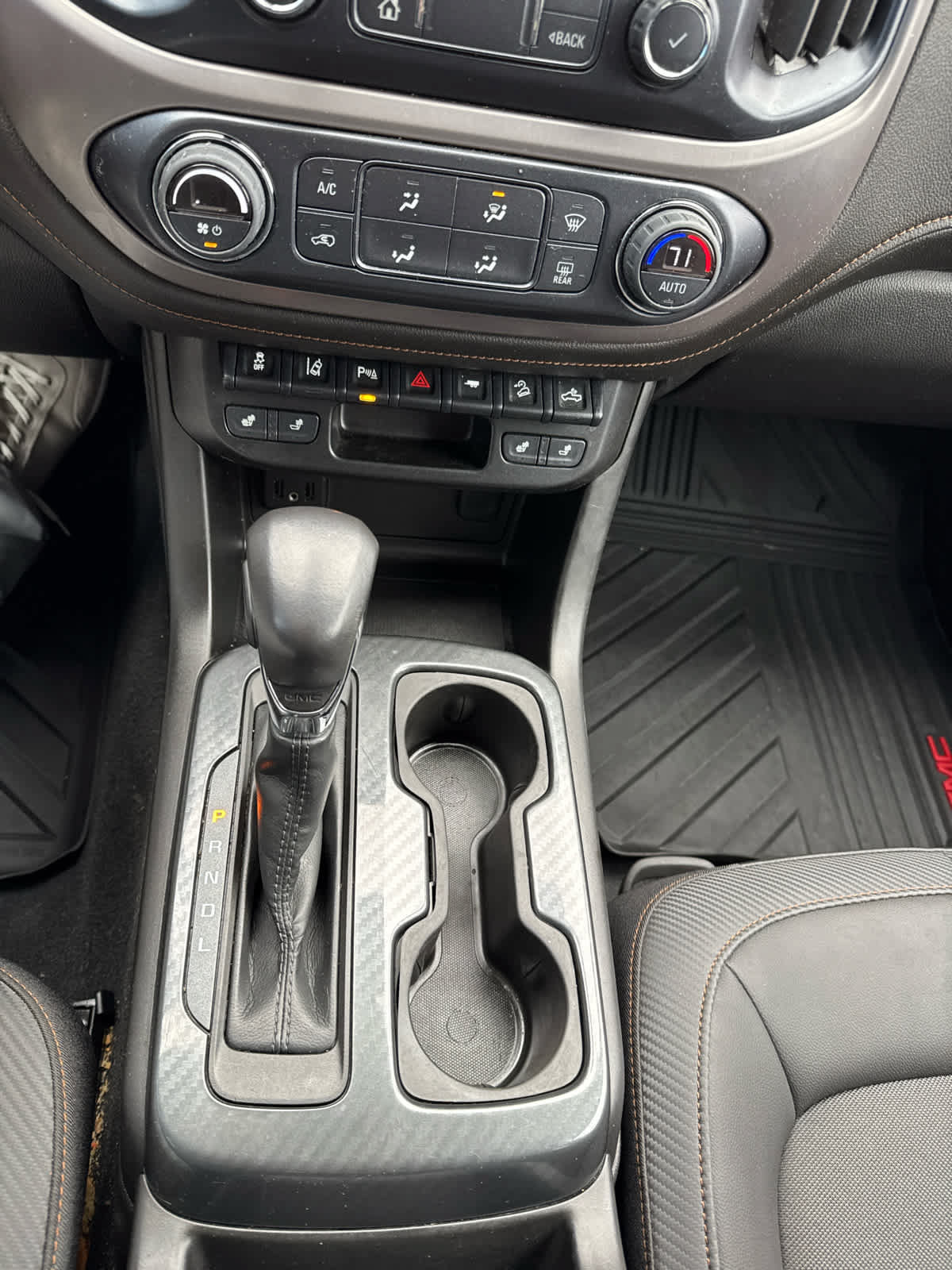 Used 2022 GMC Canyon AT4 w/ Driver Alert Package AWD/4WD image 26