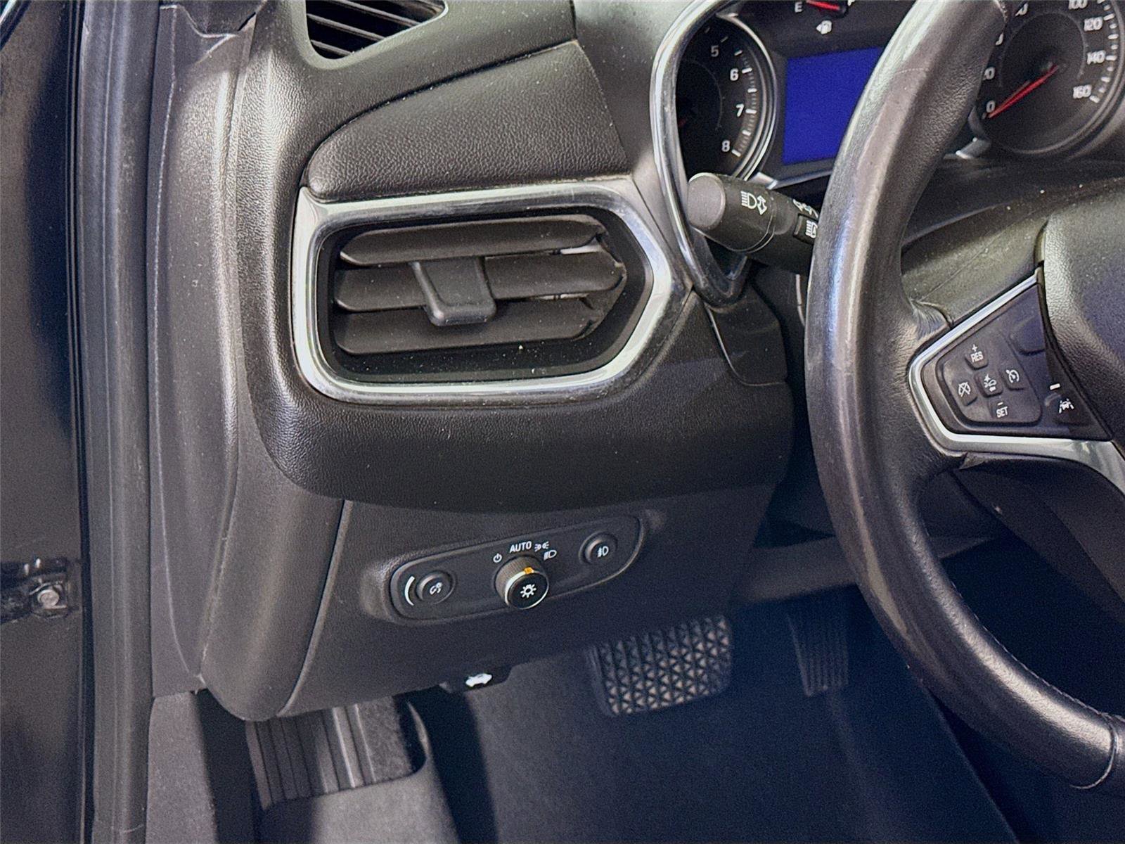 Used 2020 Chevrolet Equinox LT image 4