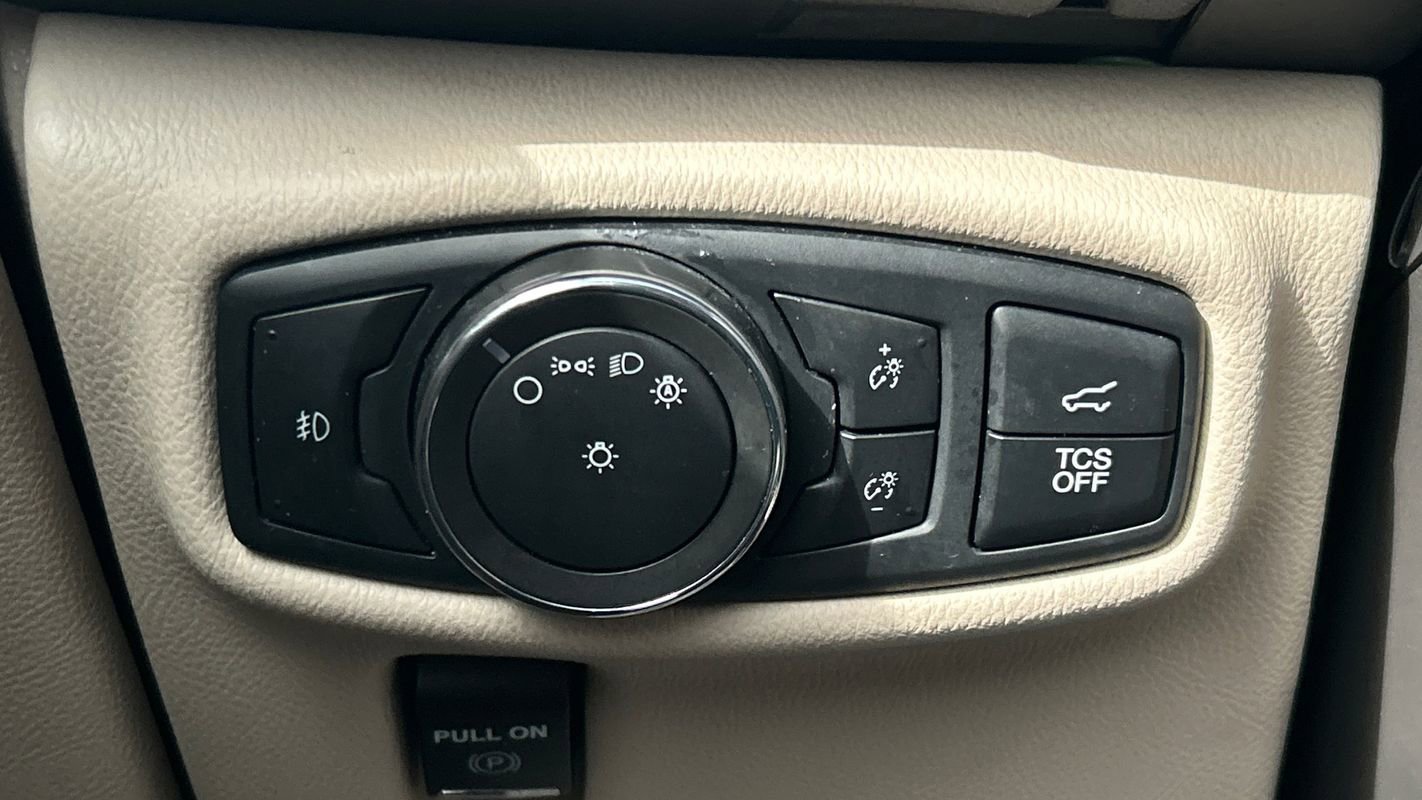 Used 2019 Lincoln Nautilus Reserve image 25