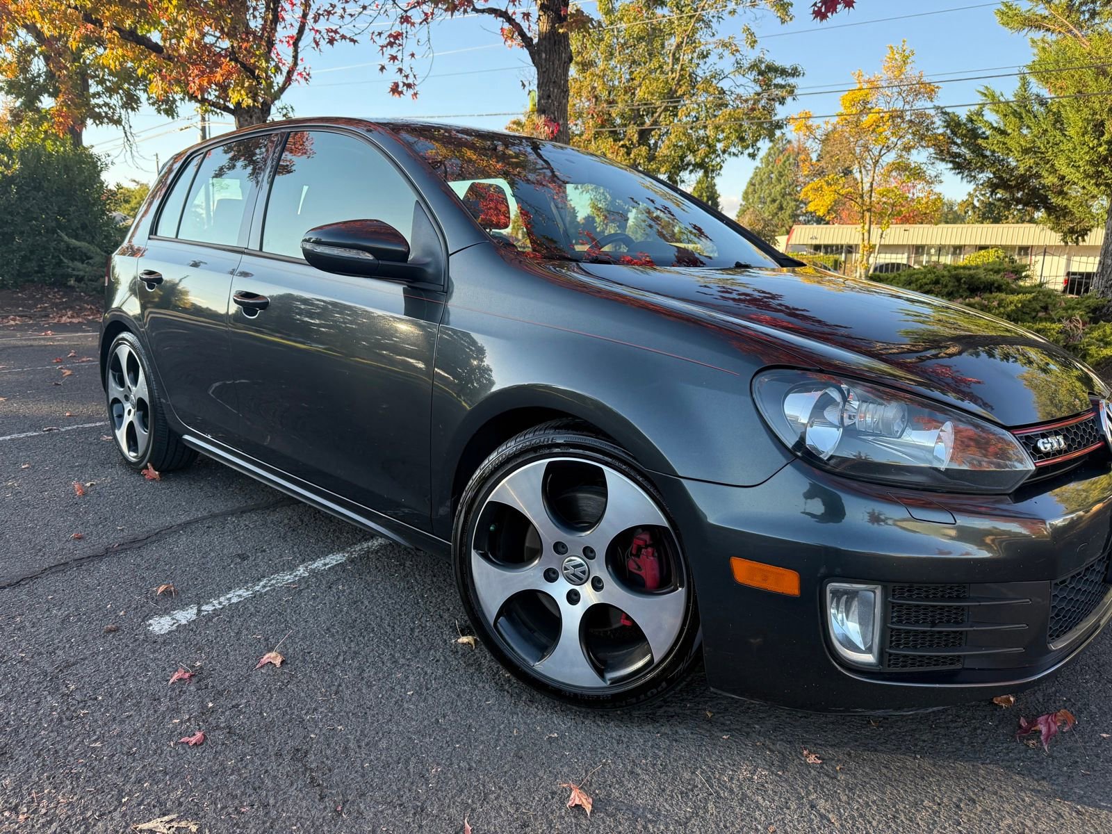 Used 2013 Volkswagen GTI 4-Door FWD image 4