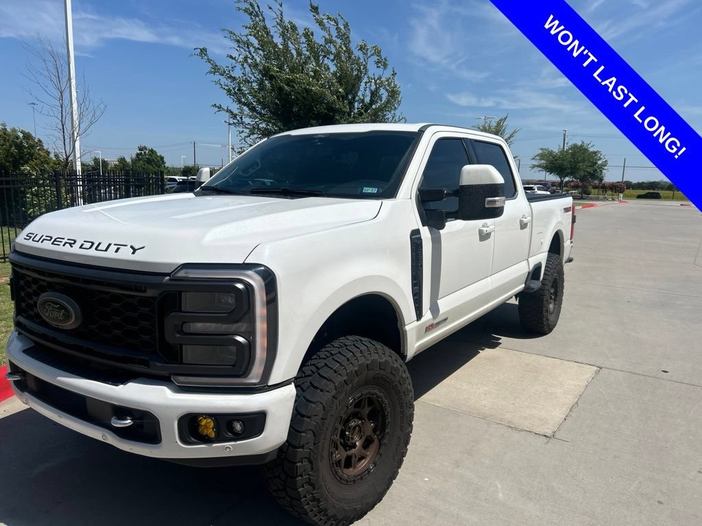 Used 2024 Ford F250 Platinum AWD/4WD image 2