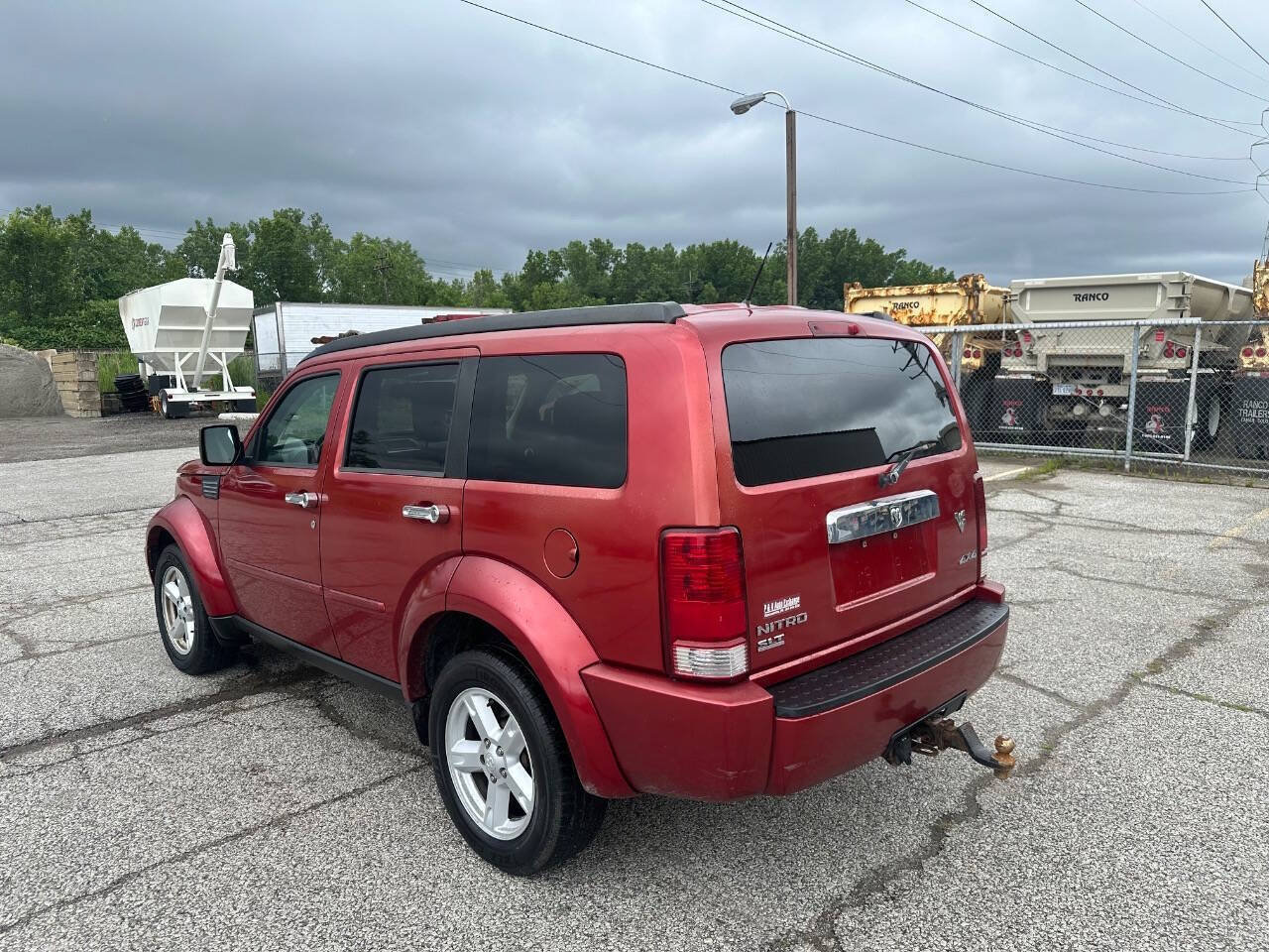 Used 2007 Dodge Nitro SLT w/ Trailer Tow Group AWD/4WD image 3