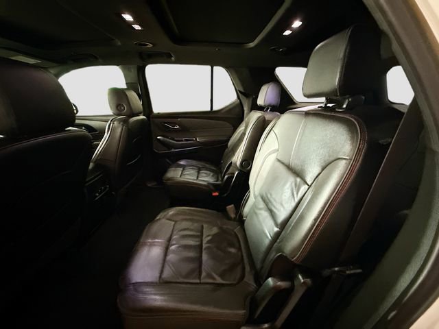 Used 2023 Chevrolet Traverse RS image 27