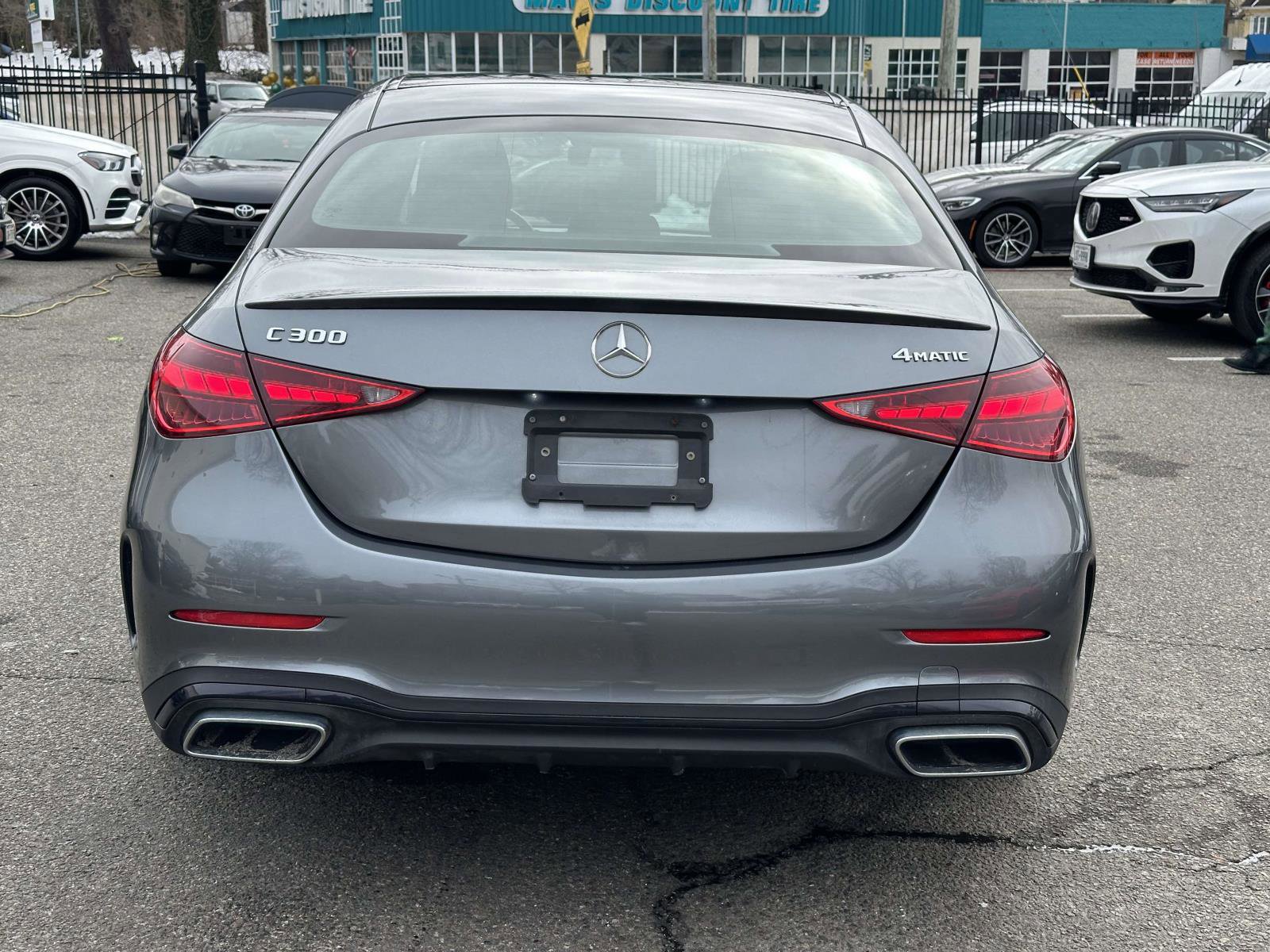 Used 2022 Mercedes-Benz C 300 4MATIC Sedan image 4