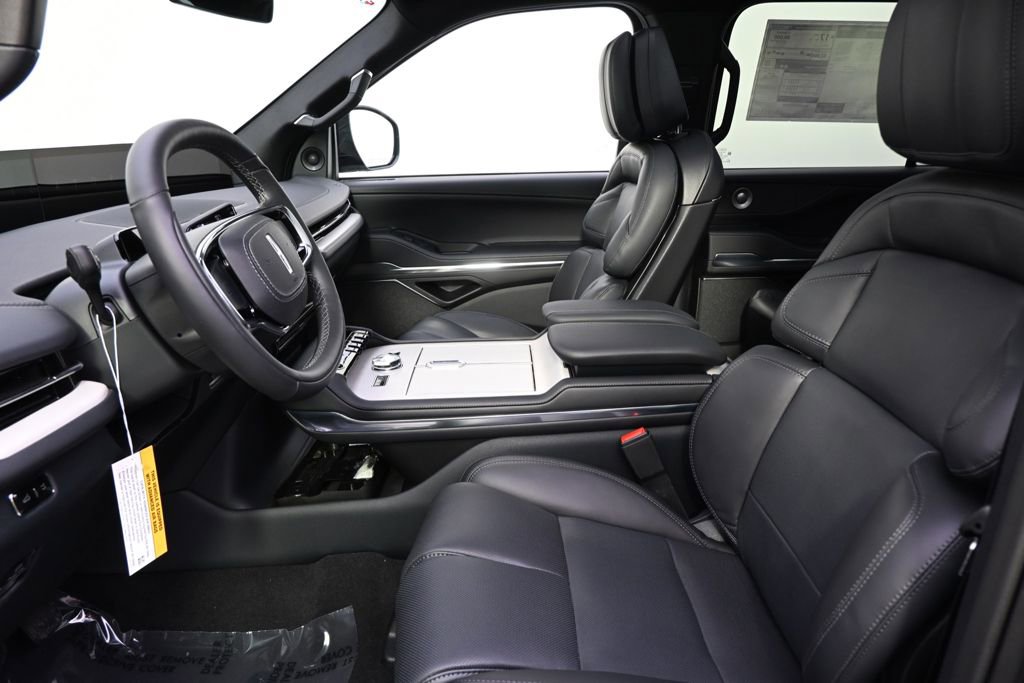 New 2026 Lincoln Navigator L Reserve image 13