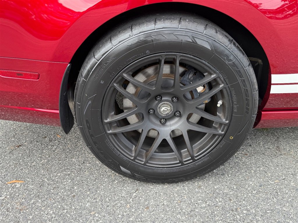 Used 2014 Ford Mustang Shelby GT500 w/ SVT Track Pack image 34