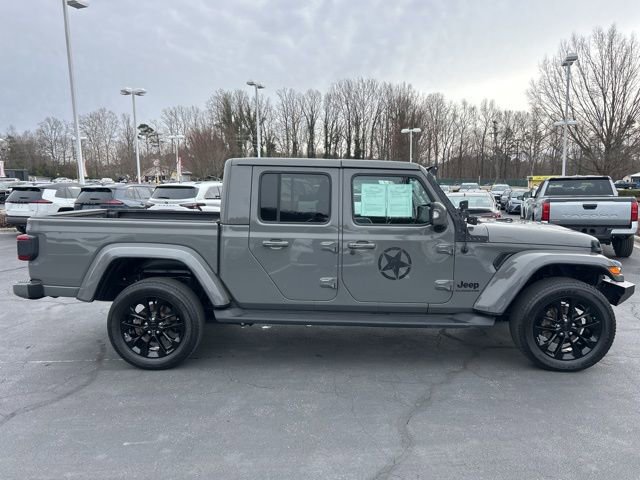 Used 2022 Jeep Gladiator Overland image 4