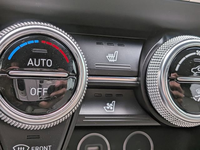 Used 2023 Genesis G70 3.3T w/ Sport Prestige Package image 23