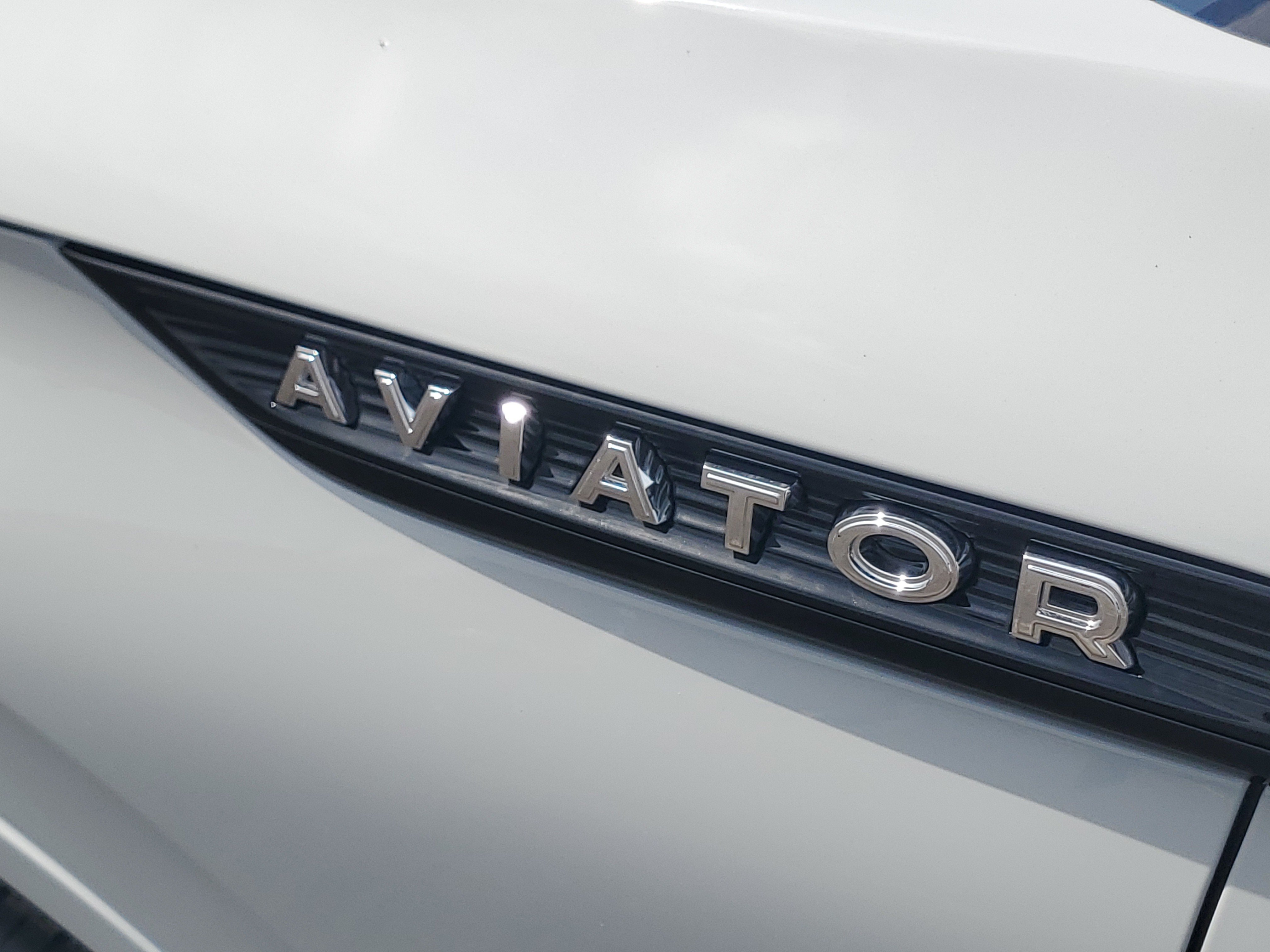 New 2027 Lincoln Aviator Reserve AWD/4WD image 7