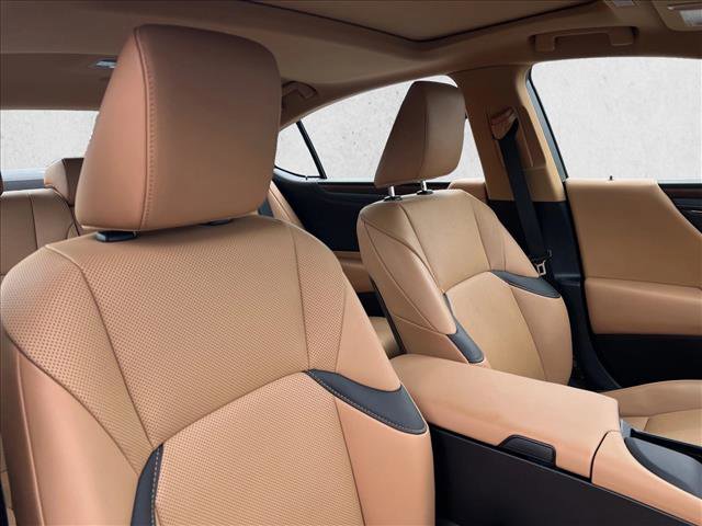 Used 2022 Lexus ES 350 w/ Premium Package image 24