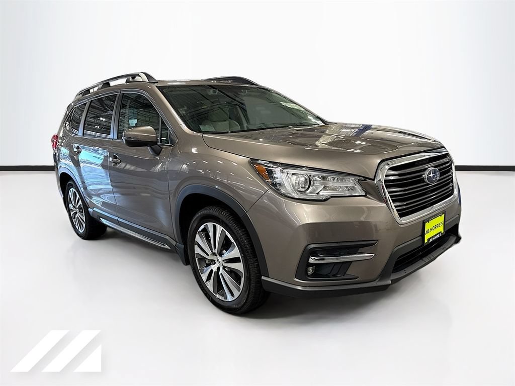 Used 2022 Subaru Ascent Limited w/ Technology Package AWD/4WD image 3