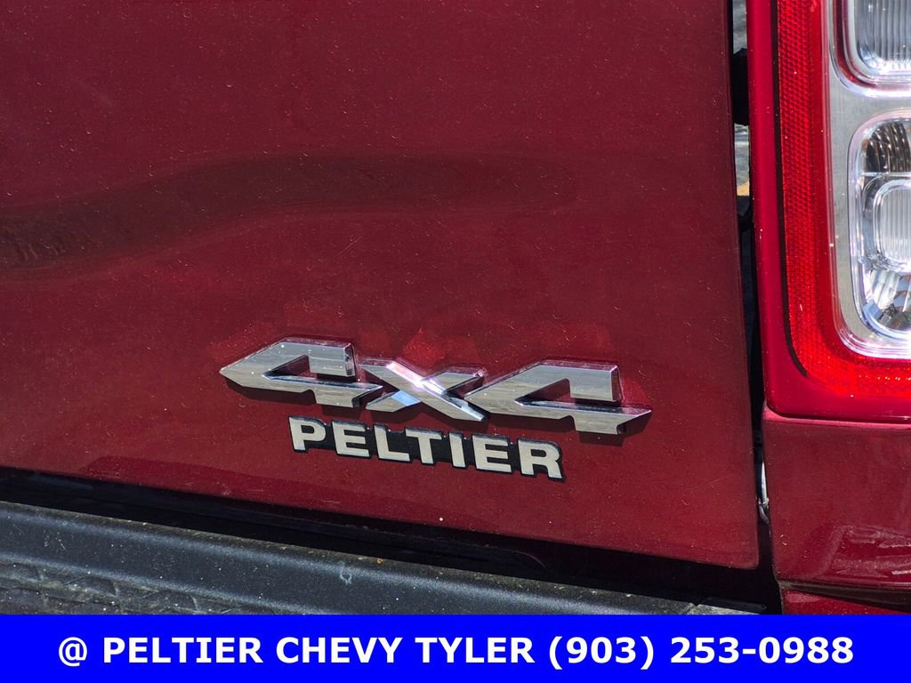 Used 2024 RAM 2500 Tradesman w/ Chrome Appearance Group image 8