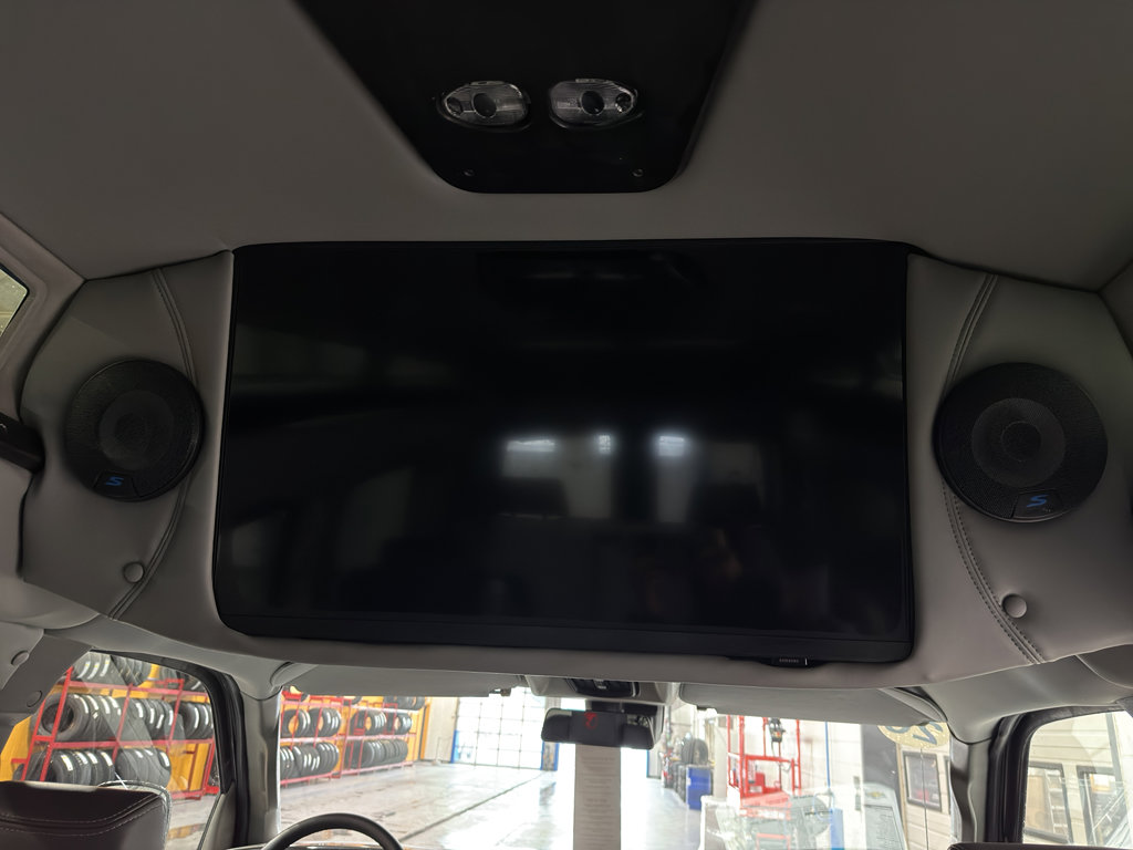 New 2025 Chevrolet Express 2500 w/ Driver Convenience Package image 26