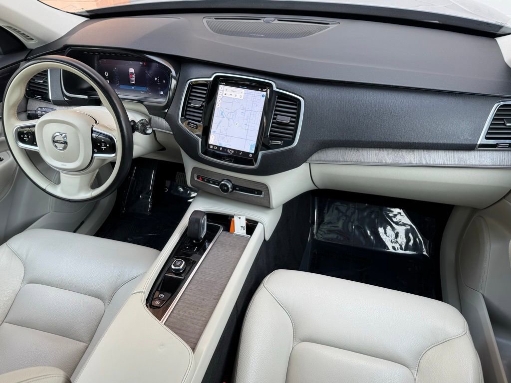Used 2023 Volvo XC90 B5 Plus w/ Protection Package Premier image 32