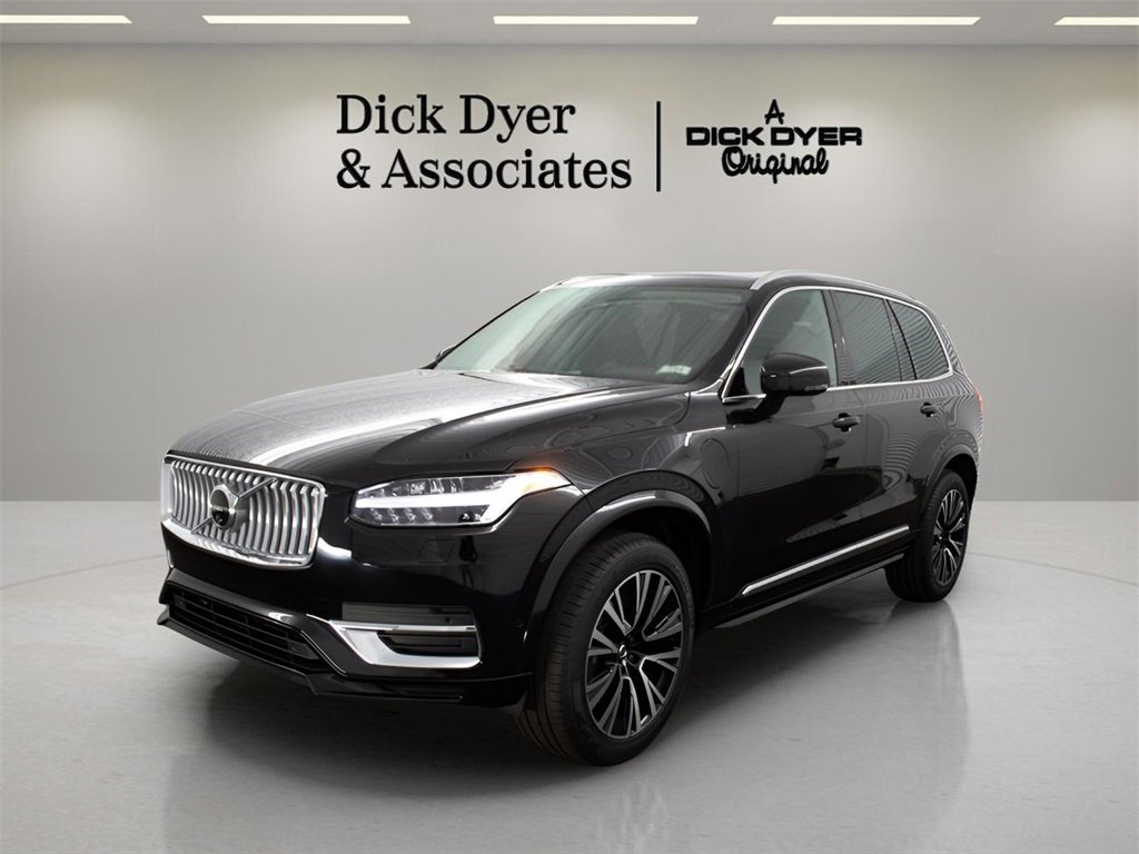 Certified 2025 Volvo XC90 T8 Plus w/ Protection Package Premier image 3