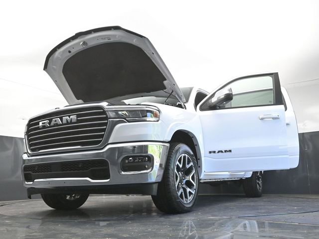 Used 2025 RAM 1500 Laramie AWD/4WD image 46