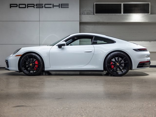 Used 2022 Porsche 911 Carrera S image 2