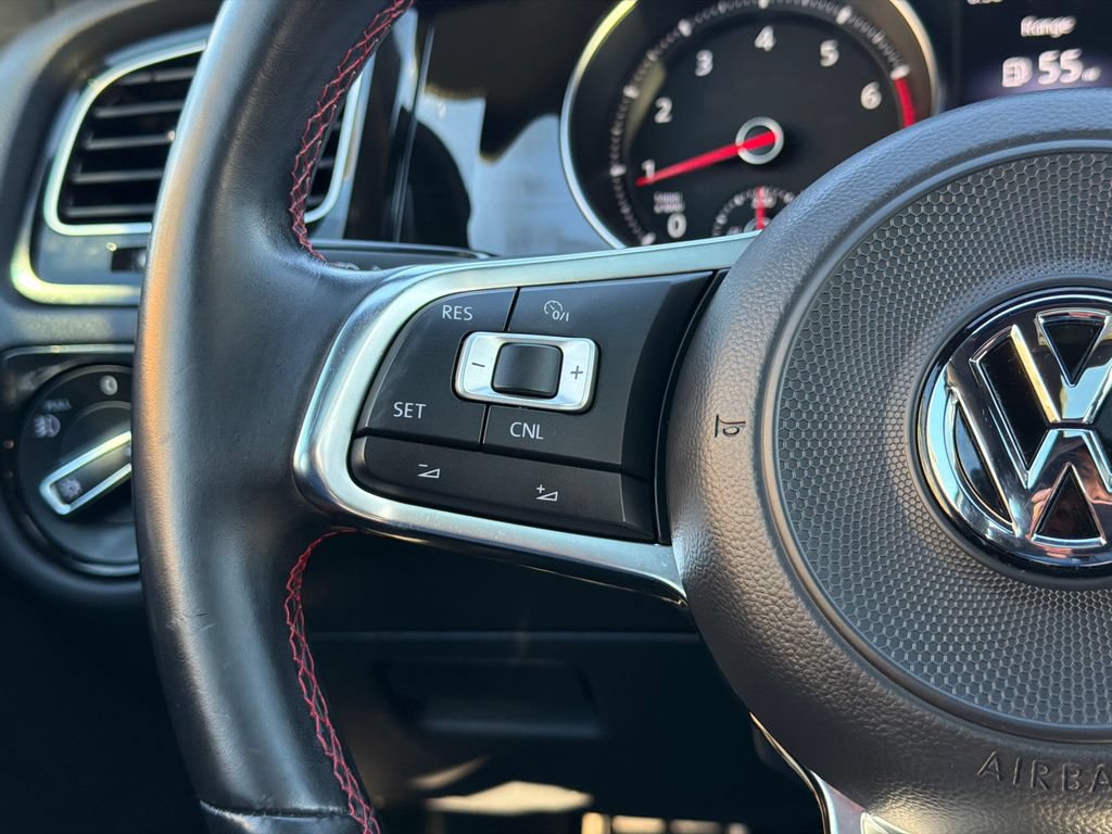 Used 2018 Volkswagen GTI SE FWD image 18