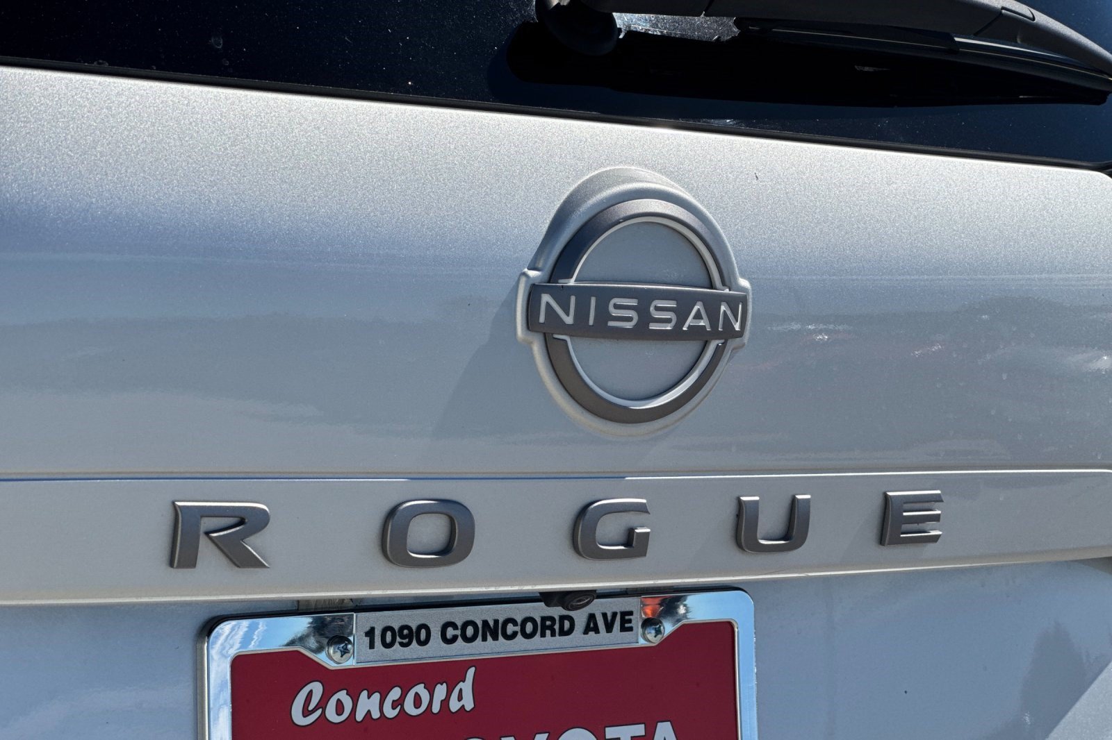 Used 2025 Nissan Rogue SV AWD/4WD image 30