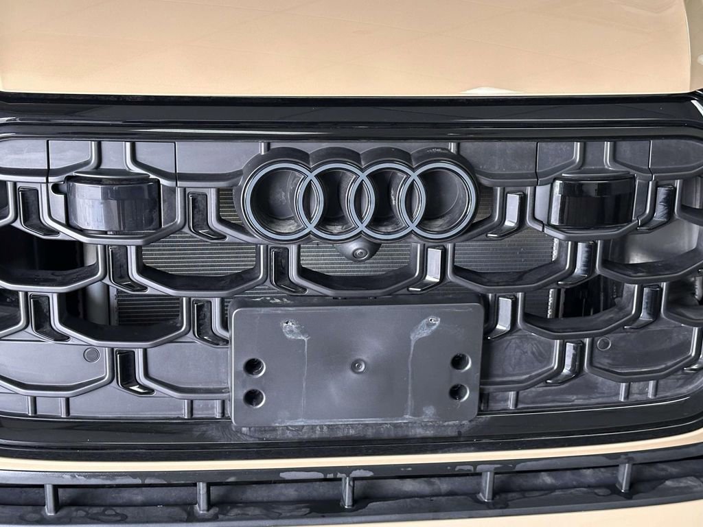 Used 2025 Audi Q8 Premium Plus w/ Premium Plus Package AWD/4WD image 9