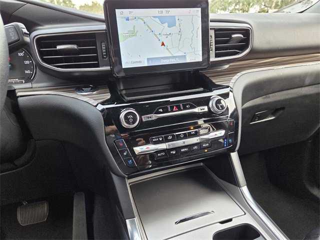 Used 2023 Ford Explorer Limited image 29