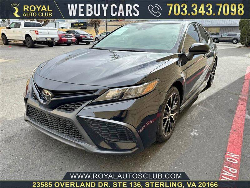 Used 2021 Toyota Camry SE