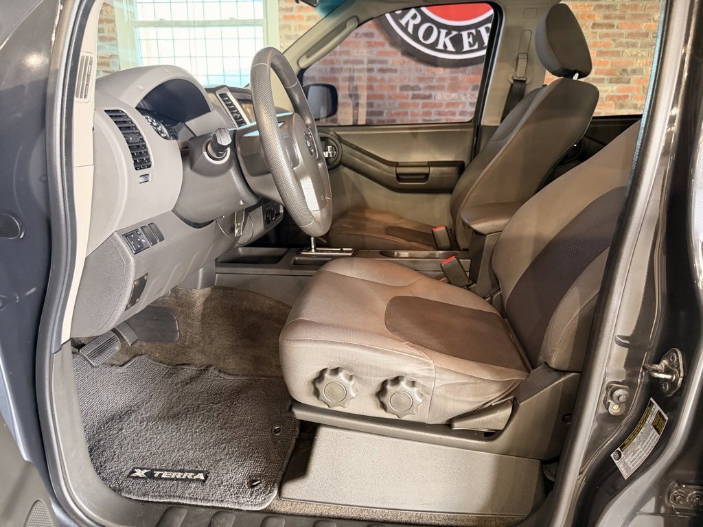 Used 2012 Nissan Xterra S w/ Value Package image 13