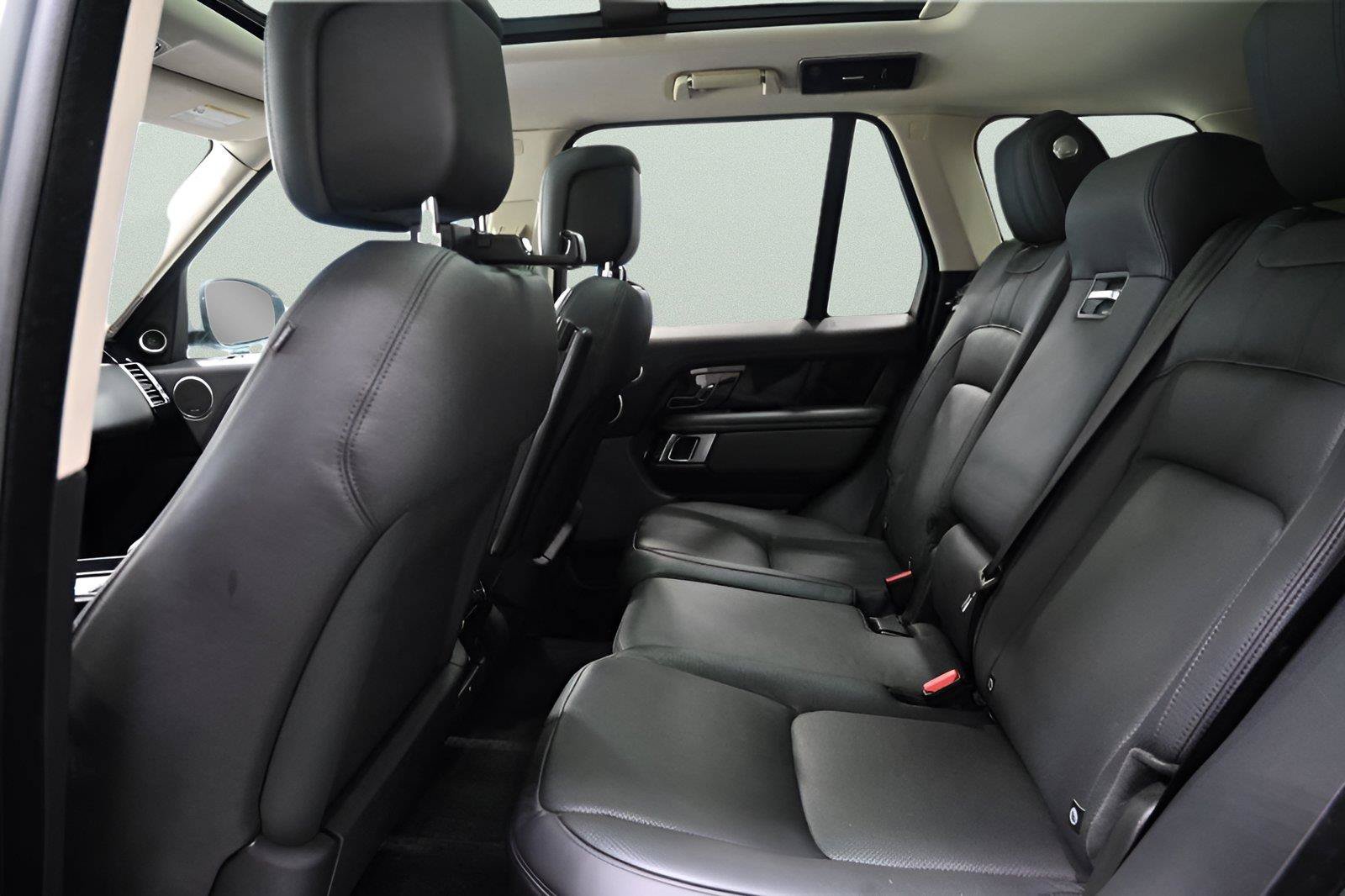 Used 2019 Land Rover Range Rover HSE AWD/4WD image 14