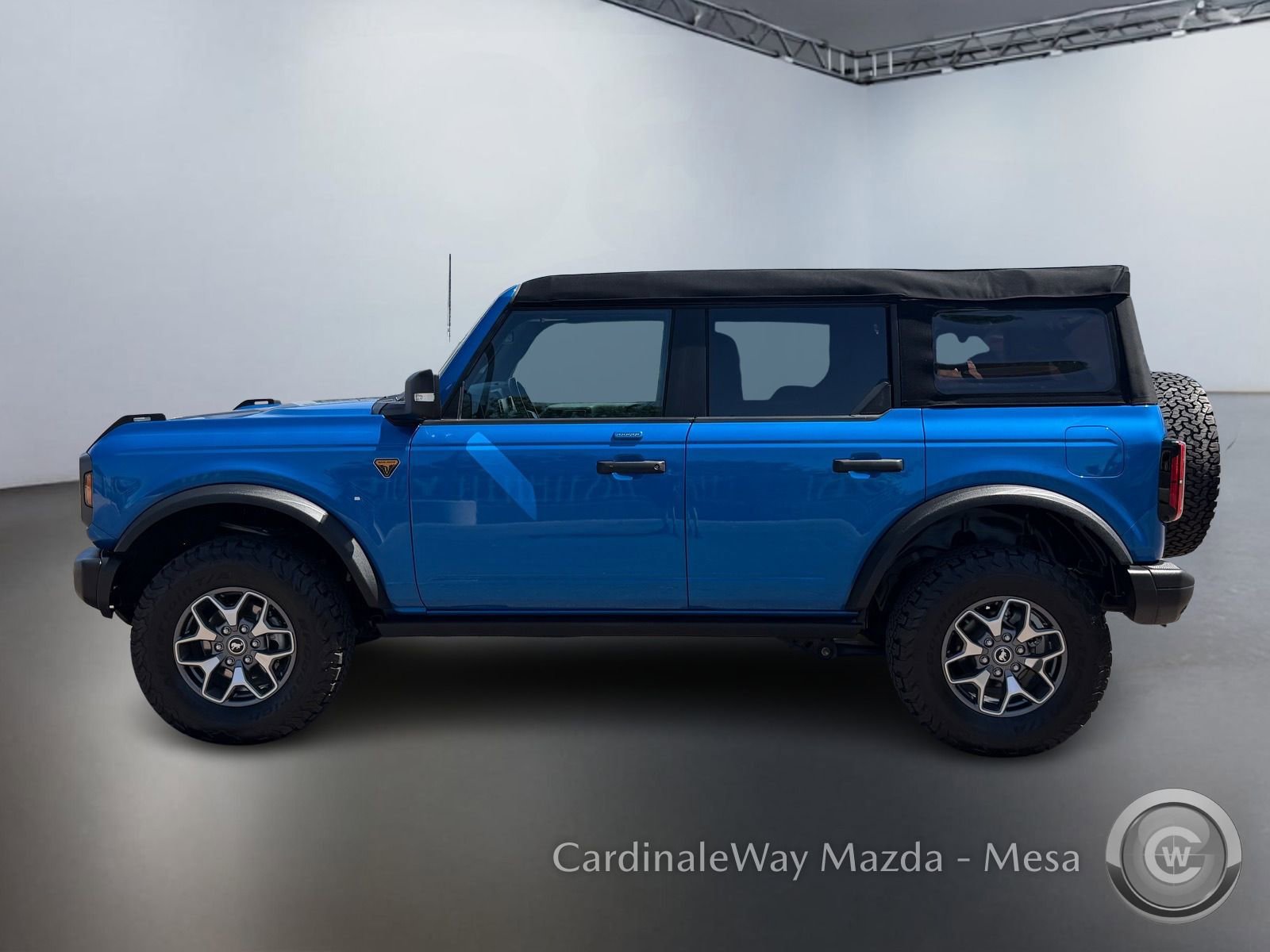 Used 2023 Ford Bronco Badlands image 8