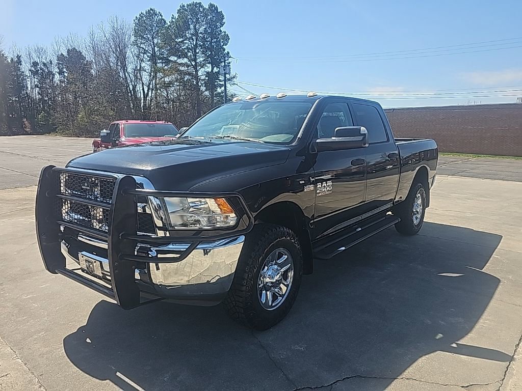 Used 2017 RAM 2500 Tradesman w/ Chrome Appearance Group image 4