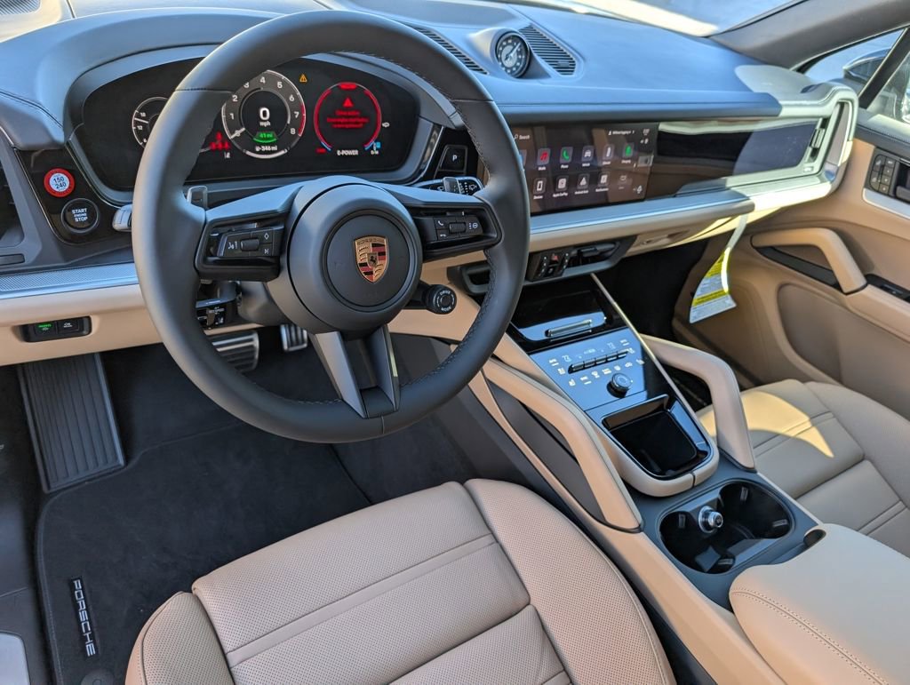 New 2026 Porsche Cayenne S image 4