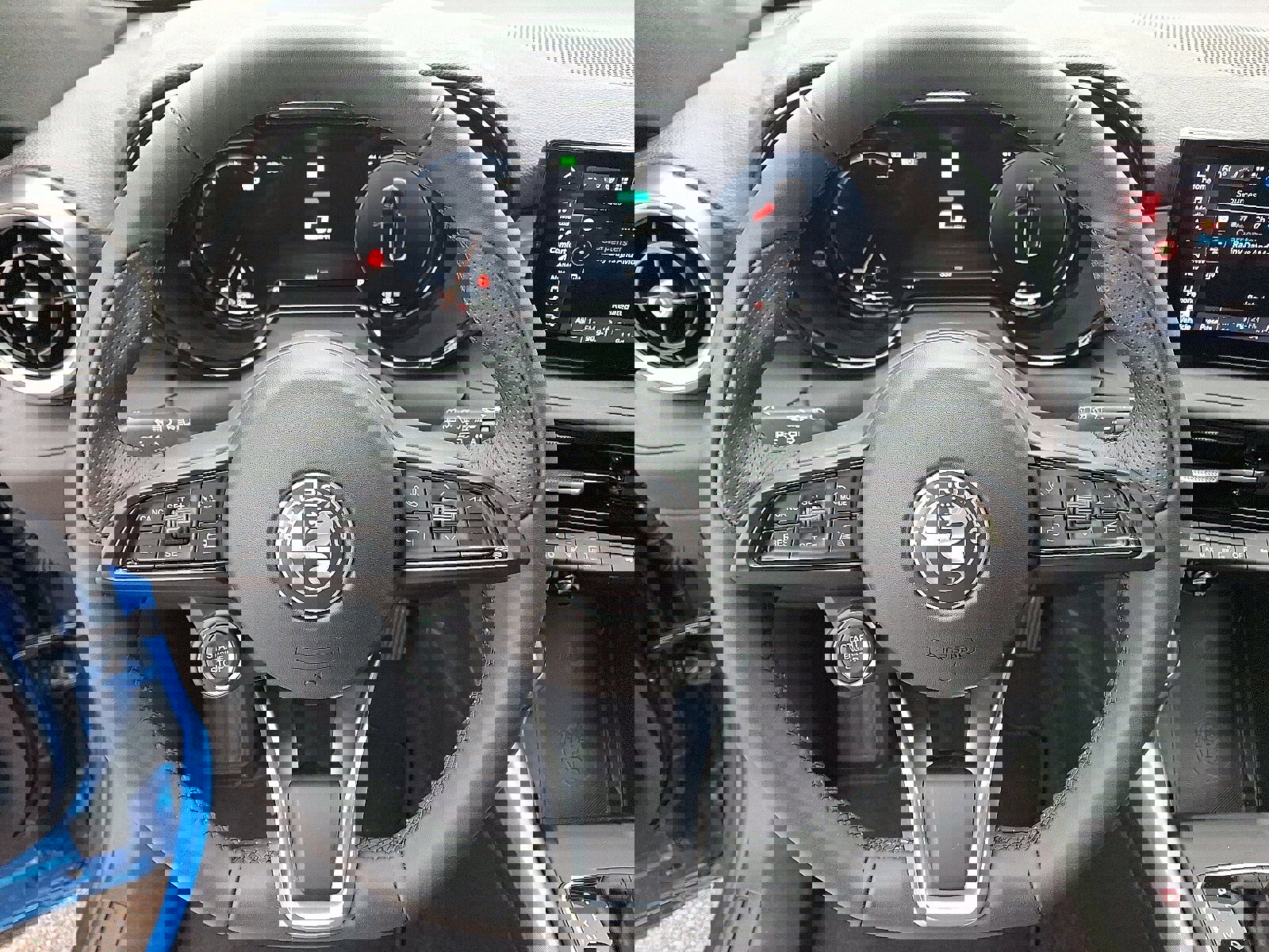 New 2024 Alfa Romeo Tonale Sprint image 15