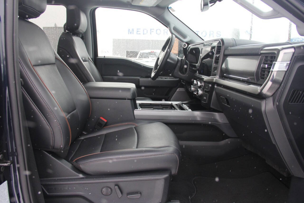 Certified 2025 Ford F350 Lariat w/ Lariat Ultimate Package AWD/4WD image 28