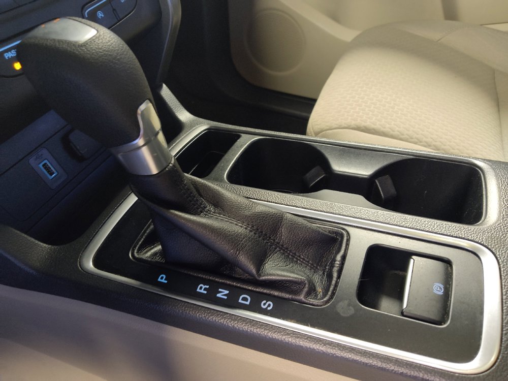 Used 2017 Ford Escape SE image 26