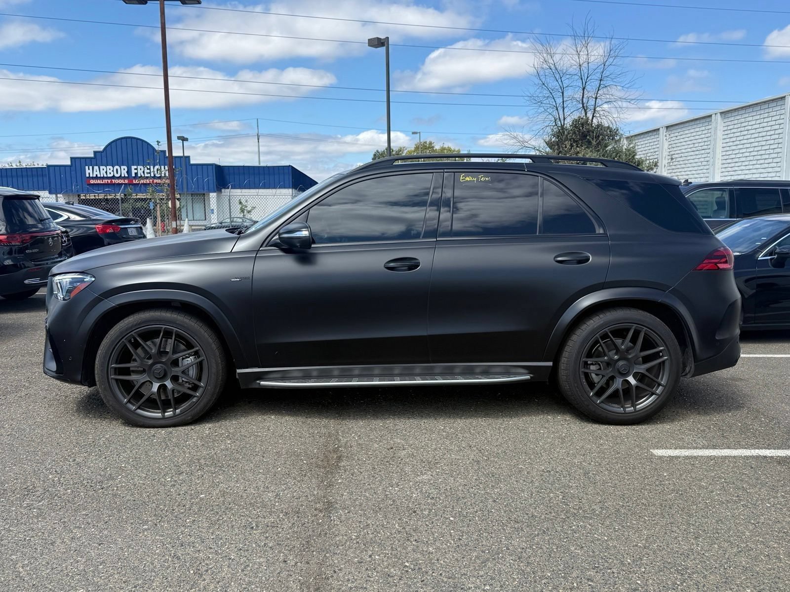 Used 2024 Mercedes-Benz GLE 53 AMG 4MATIC image 2