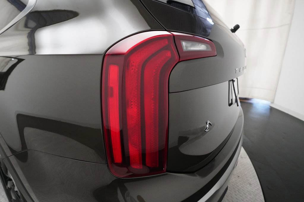Used 2025 Kia Telluride S AWD/4WD image 33