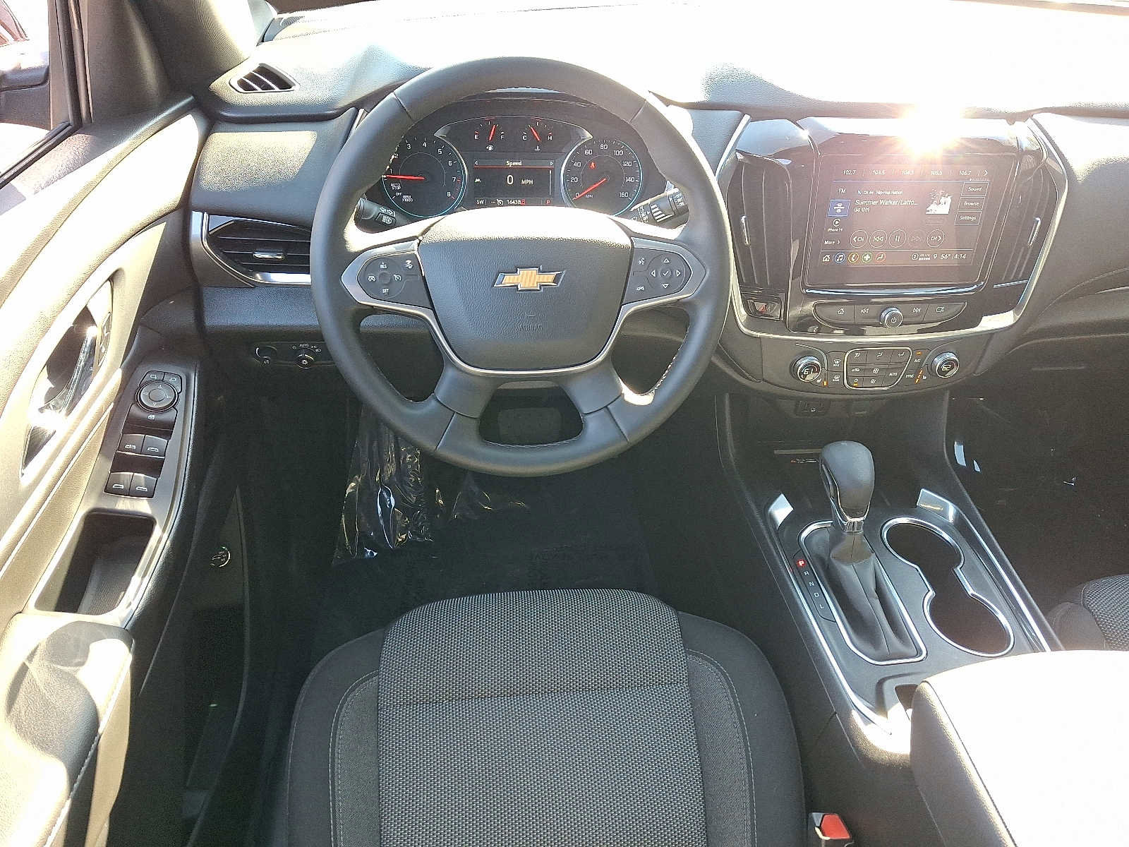 Used 2023 Chevrolet Traverse LT AWD/4WD image 12