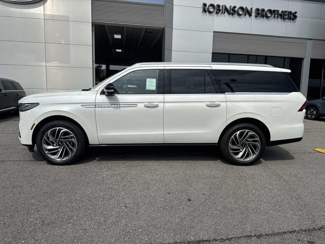 New 2026 Lincoln Navigator L Reserve AWD/4WD image 6