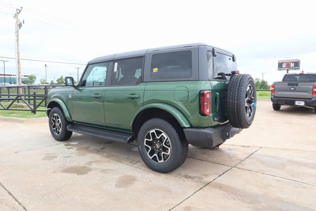 New 2025 Ford Bronco Outer Banks image 21