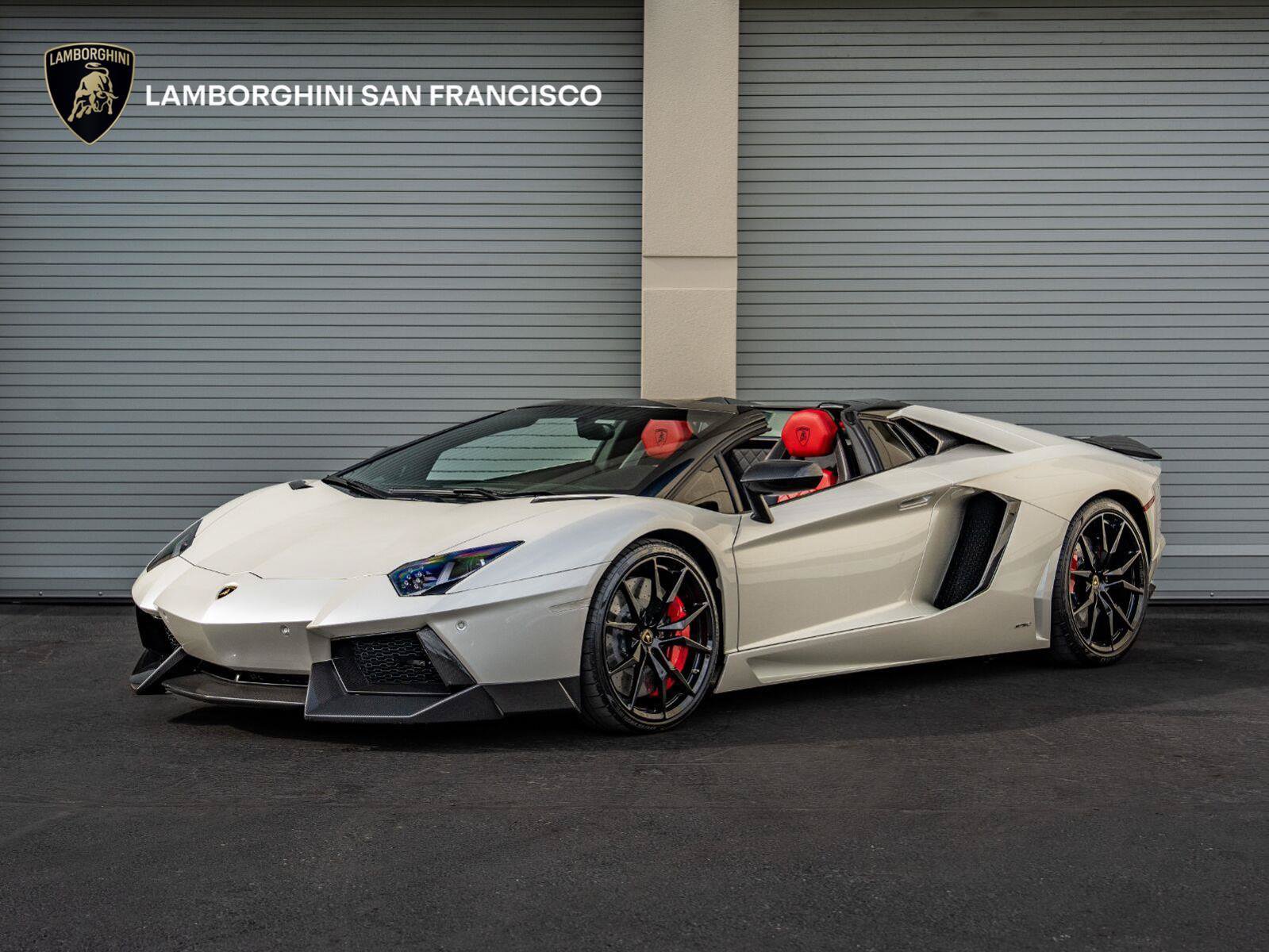 Used 2016 Lamborghini Aventador LP 700-4 AWD/4WD image 4