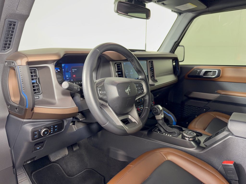 Used 2023 Ford Bronco Outer Banks AWD/4WD image 4
