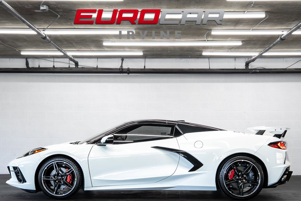 Used 2024 Chevrolet Corvette Stingray Convertible w/ 1LT image 3