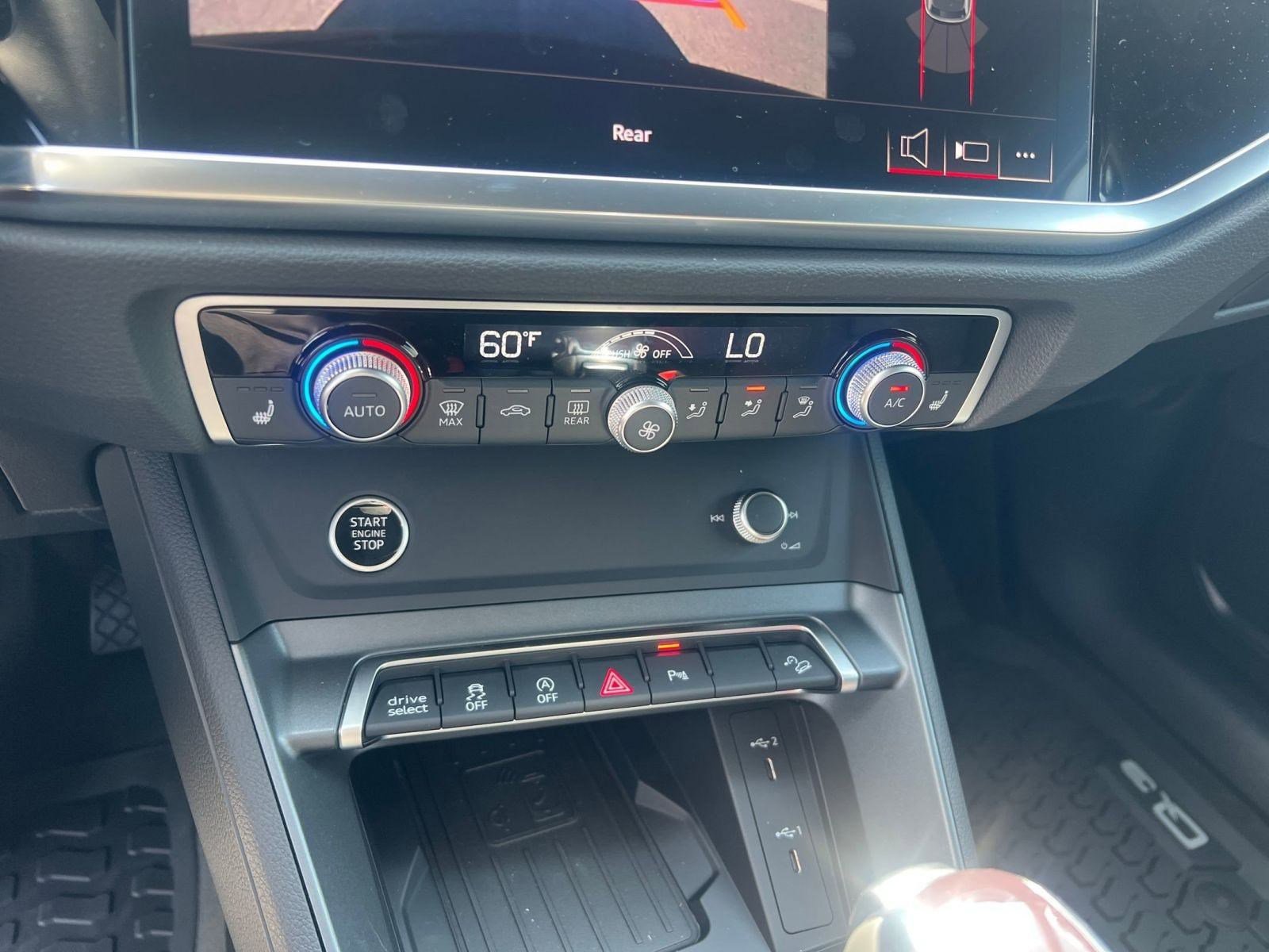 New 2025 Audi Q3 2.0T Premium image 19