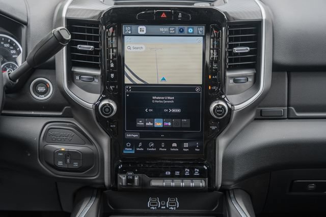 New 2026 RAM 3500 Big Horn AWD/4WD image 32