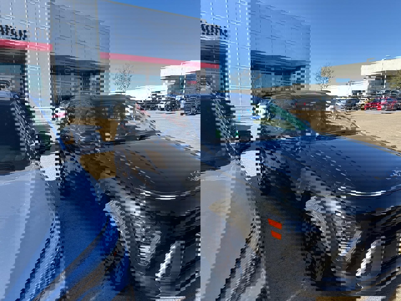 Used 2024 Hyundai Kona Limited image 3