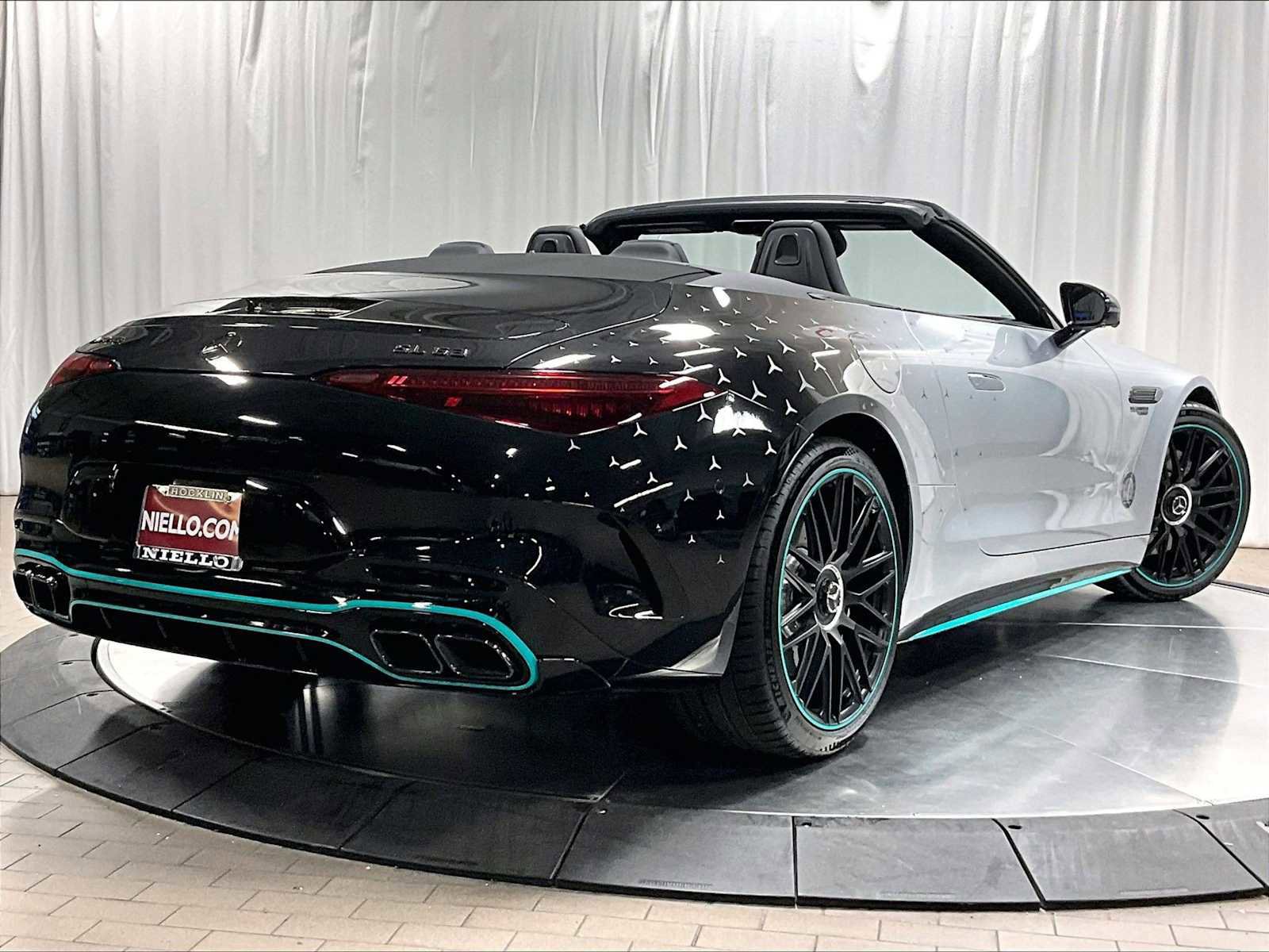 Used 2024 Mercedes-Benz SL 63 AMG 4MATIC image 10