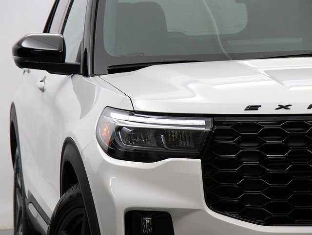 New 2026 Ford Explorer ST image 4