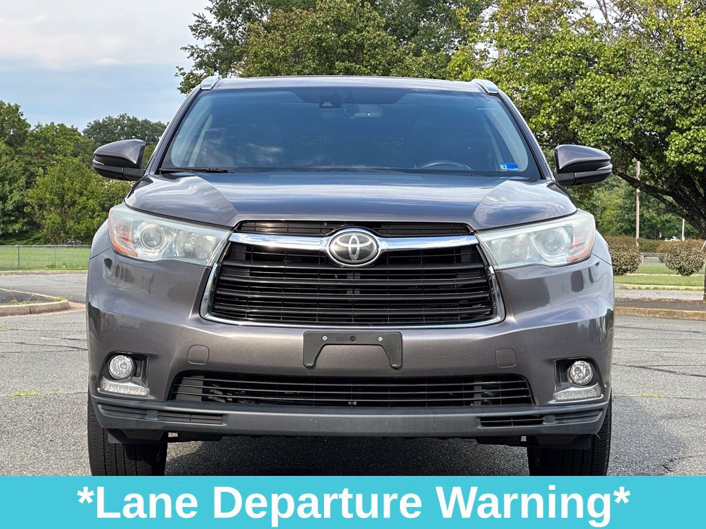 Used 2014 Toyota Highlander Limited Platinum AWD/4WD image 14